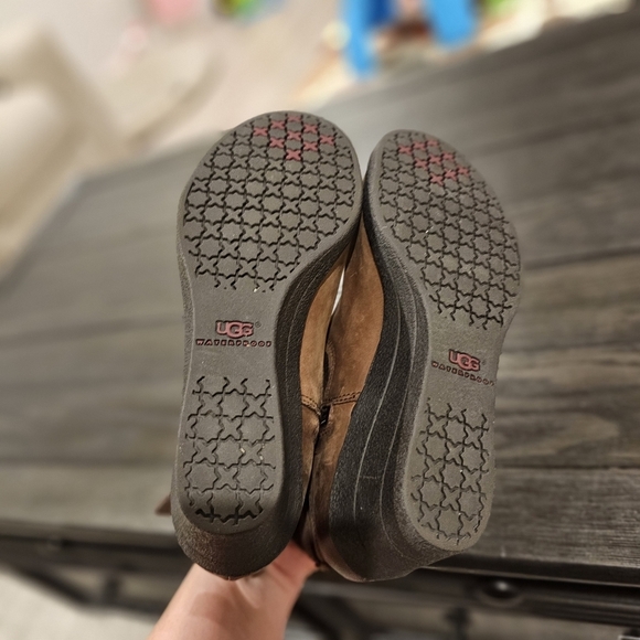 UGG Emalie Wedge Boots - Picture 8 of 9